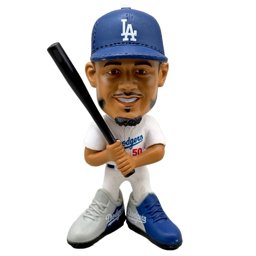 Mookie Betts Figurine Bobblehead #50 Dodgers Los Angeles Vinyl Showstomperz